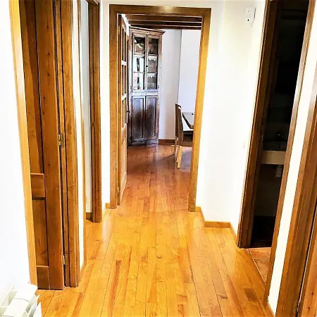 Lv Apartment Puigcerda